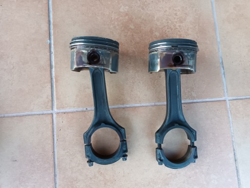 240505 - Поршень MERCEDES W204 1,8 KOMPRESSOR