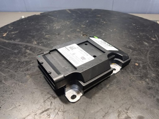 Wrakowisko-25230- - A4 b9 8w модуль драйвера 8w0907777h efp