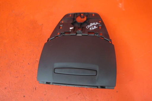 FORD TOURNEO COURIER 14- passenger compartment upper of the dashboard KOKPITU PORT USB AUX
