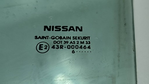 window door left front NISSAN NOTE E11