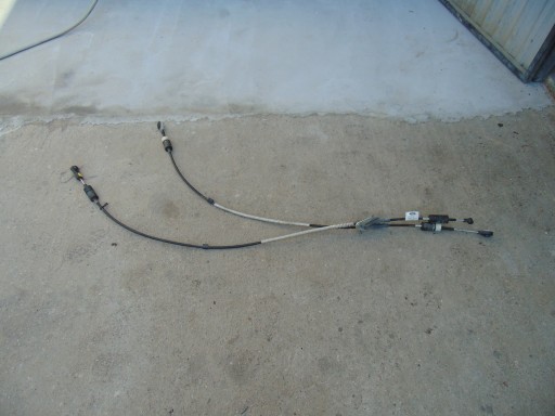 8A6R7E395PA - ТРОСЫ ПЕРЕКЛЮЧЕНИЯ ПЕРЕДАЧ FORD FIESTA MK7 1.25 1.4 B