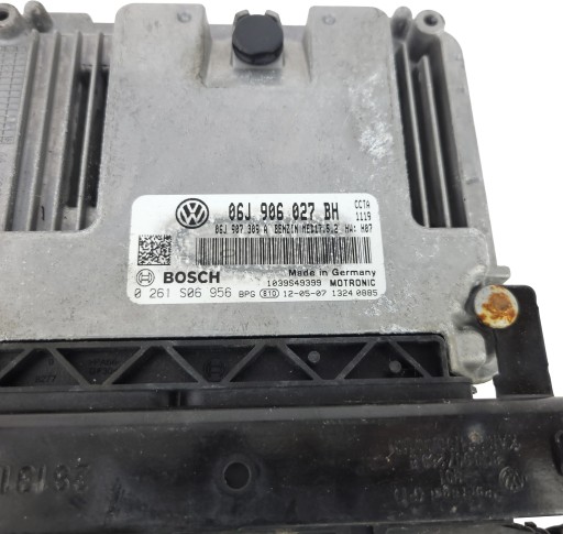 VW TIGUAN and LIFT 5N 2.0 TSI computer control unit 06J906027BH 0261S06956