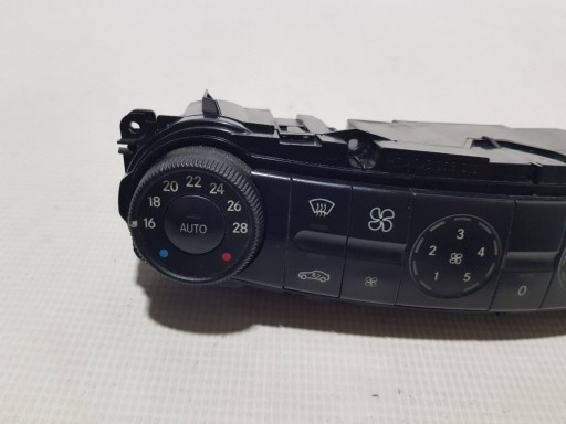 MERCEDES E-KLASA W211 PANEL Bouches buses KLIMY Climatisateur air conditionné 2118300090