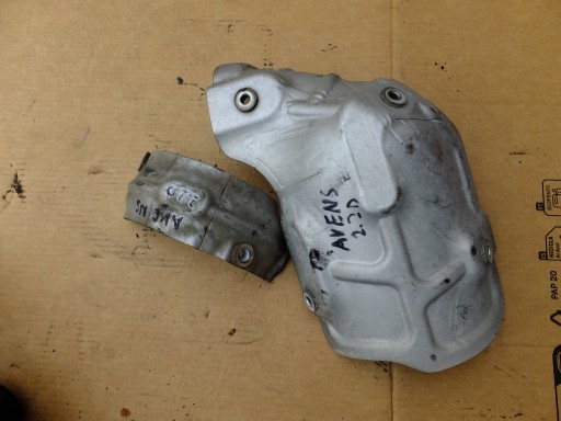 cover termiczna katalizatora toyota avensis T25 2,2 D4D 2006r