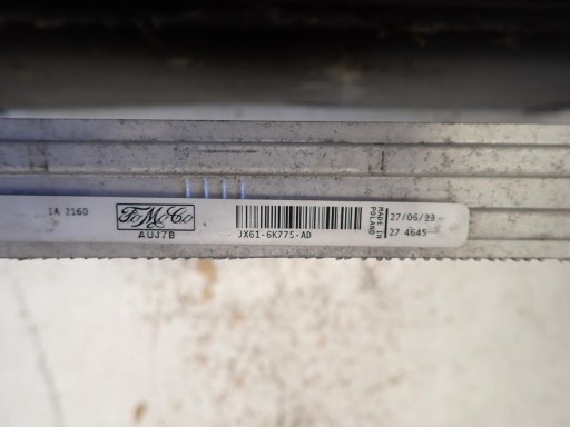 Kühler Wasserkühler intercooler FORD FOCUS MK4 JX61-6K775-AD JX61-8005-BD