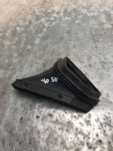 trouba VZDUCHOVÁ TROUBA AUDI Q5 8R0129739