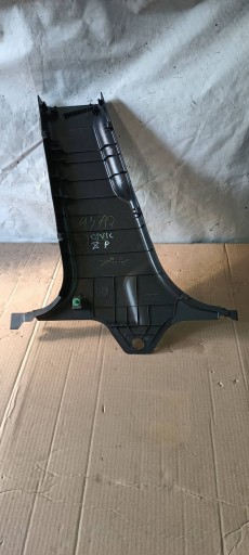 HONDA CIVIC X cover SLUPKA SRODKOWEGO lower right 84171-TEA 2019R