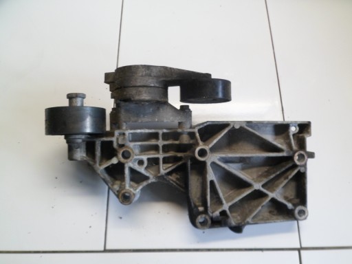 VW AUDI 2.0TDI BKD supporto alternatore 03G903143F