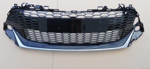 52114-YY010 - TOYOTA COROLLA E21 XII GR SPORT Решетка радиатора 19-