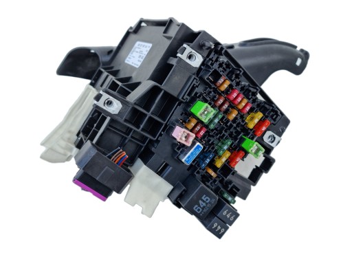 5Q0937087AA - Комплект запобіжників vw golf vii 1.8 tsi сша