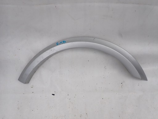 MERCEDES ML W164 AMG moulding of a fender right front