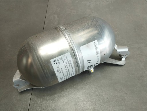 BMW 7 G11 750i serbatoio pressione 6861933