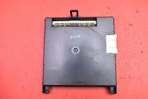 comfort control unit 89221-0D470 TOYOTA YARIS 3 III 1.0 VVT-and 69KM 14-17