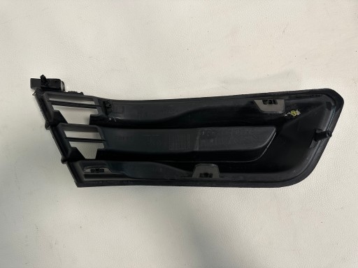 Renault Captur grid spoiler of a bumper 263362112R