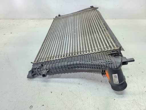 chladič vzduchový intercooler AUDI VOLKSWAGEN SEAT SKODA 5Q0145803R