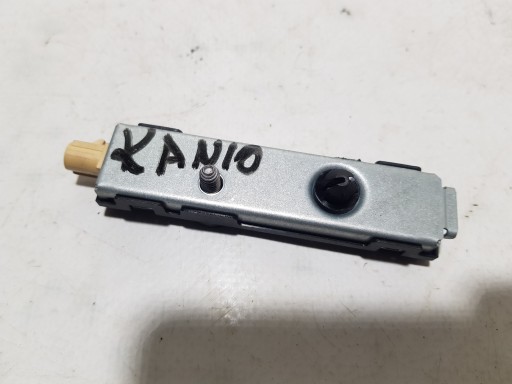 aerial amplifier ANTENY MERCEDES SLK R172 SL R231 2319058100