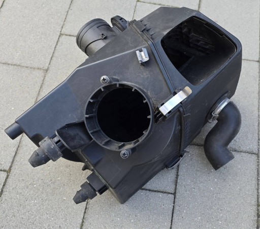 Audi A6 S6 C6 4F 2007 Obudowy filtrow luft