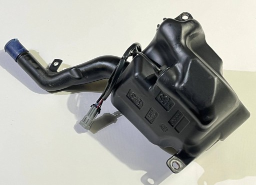 Behälter Pumpe Spritzdüse Maserati GranTurismo 2008