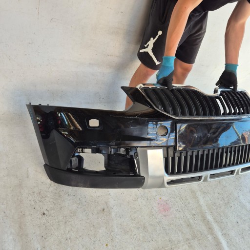 SKODA YETI OUTDOOR LIFT 12-17 bumper front front washer