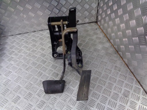 КОМПЛЕКТ ПЕДАЛЕЙ CHRYSLER PACIFICA