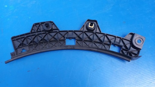 right bumper bracket of the rear MAZDA CX-3 15->