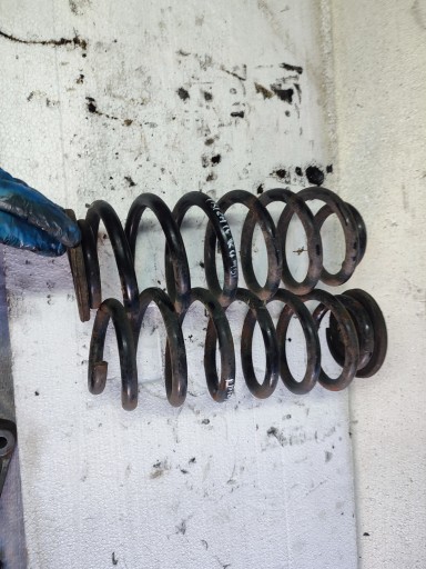 spring rear part springing seat ibiza IV Kombi