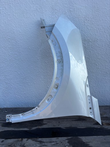 3890156b - Peugeot 2008 ii - переднее левое крыло - белый перламутр