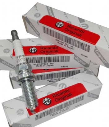 Свечи зажигания alfa romeo 4c giulietta 159 brera 1.8 tb delta или 55217232