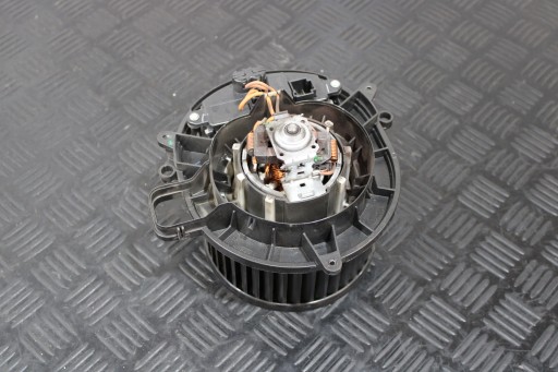 DMUCHAWA ventilátor fütések BMW 3 F30 F31 KOMBI LIFT LCI