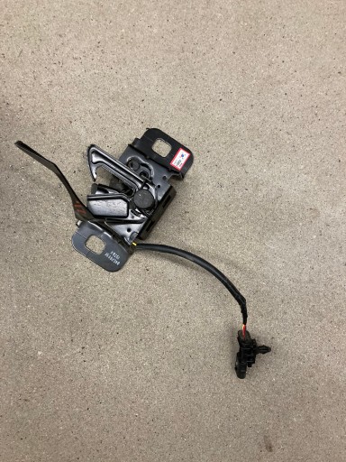 22787038 - Chevrolet CAMARO 2016+ 16 + замок капота