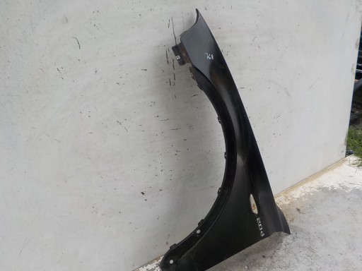 768 BMW X3 (E83) fender left front front long