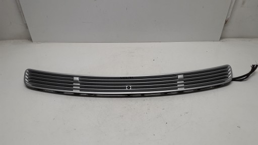MERCEDES C W203 решітка впускний капот 2038800205