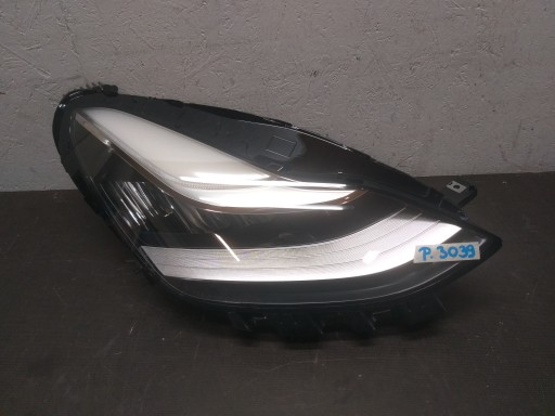 ЛАМПА ПЕРЕДНЯ ПРАВА TESLA III 3 FULL LED 1077376-00-C НОВИЙ ОРИГ.