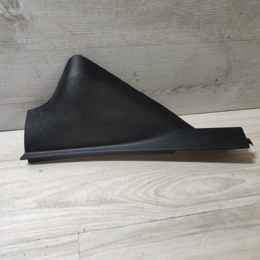 Zaslapka side of the dashboard rozdzielczej left side Peugeot Rifter 9816553377