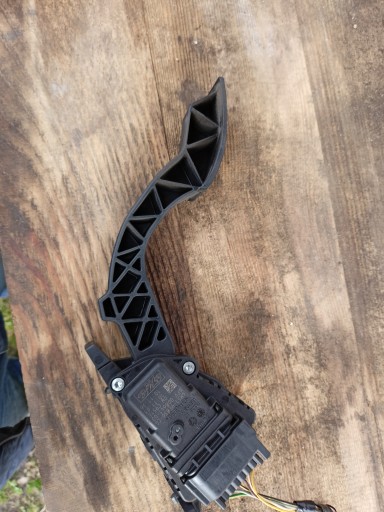 VOLVO V50 потенціометр педаль 2.4 B 4M51-9F836-CG