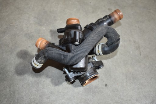 IDEALNY termostat MERCEDES 1
