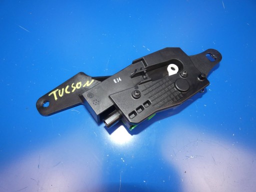 HYUNDAI TUCSON III 2015- damper lock door of the fuel