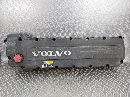 Кришка клапанна Volvo FH 12 D12C 93-02 R