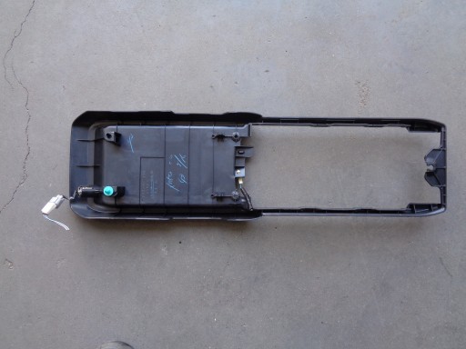 TUNEL 58834-48030 LEXUS RX II RX400 H RX300