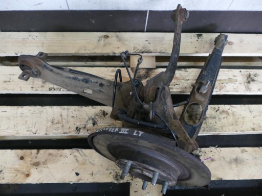 MITSUBISHI OUTLANDER III 2.2 DI-D 4WD schenkel Bremsscheibe Querlenker links heck