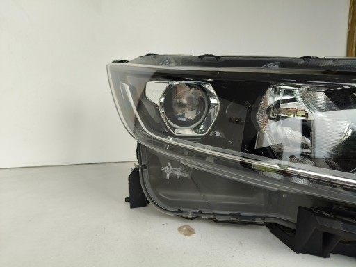 light right REFLEKTOR NISSAN QASHQAI 17- LIFT LED
