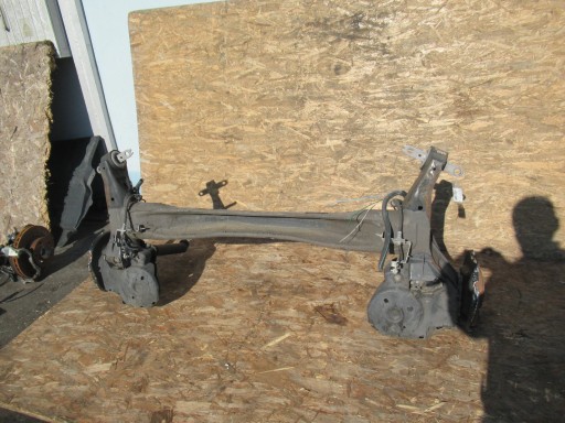 AVN6955 - Задний мост peugeot 308 ii t9 h/b универсал 13-