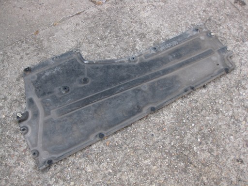 BMW 5 G30 3.0D 19R cover chassis right cover