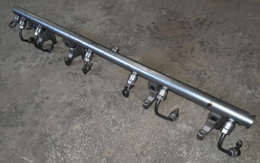 moulding of the fuel COMMON RAIL Renault Gama T Volvo FH4
