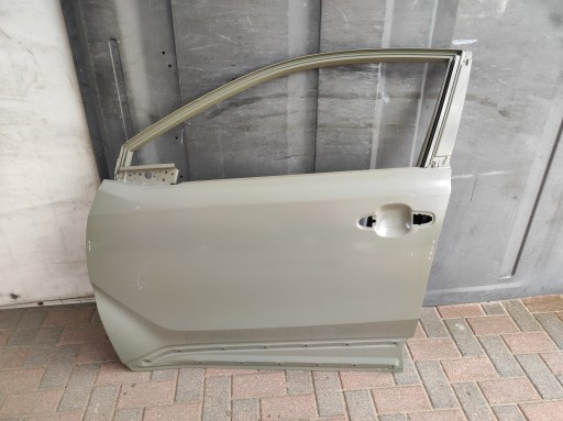 Дверь ---- toyota chi c-hr --- передний левый ---- новый оригинал-познань