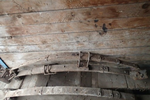 Пружини jeep cherokee xj