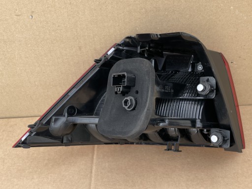 light GOLF 7 VII HB 5G0945096Q rear part right original
