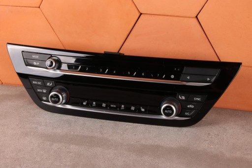 BMW M5 F90 LCI G30 G31 G32 PANEL klími klimatizaci RADIA AUDIO 5A48005