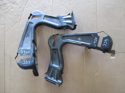 OCTAVIA II КРОНШТЕЙН КРІПЛЕННЯ ЛАМПИ ПРАВЕ + ЛІВЕ