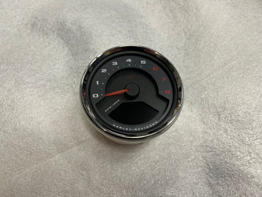 70900704 - HARLEY SOFTAIL 18 FAT BOB ОДОМЕТР СПИДОМЕТР